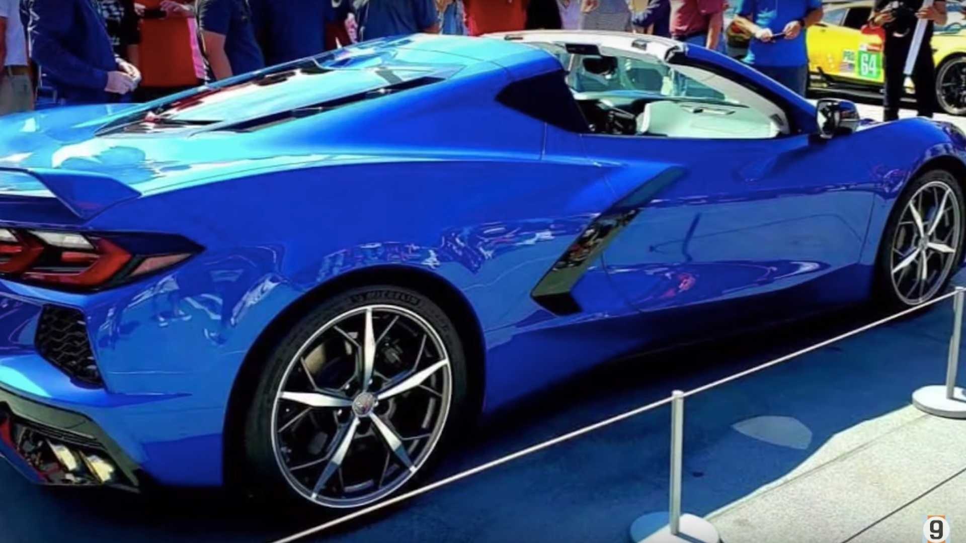 muc gia cua corvette c8 thuc su la mot mon hoi anh 8