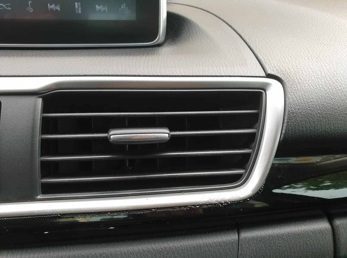 tránh ô nhiễm không khí trong ôtô ảnh 3 tranh o nhiem khong khi trong oto anh 3