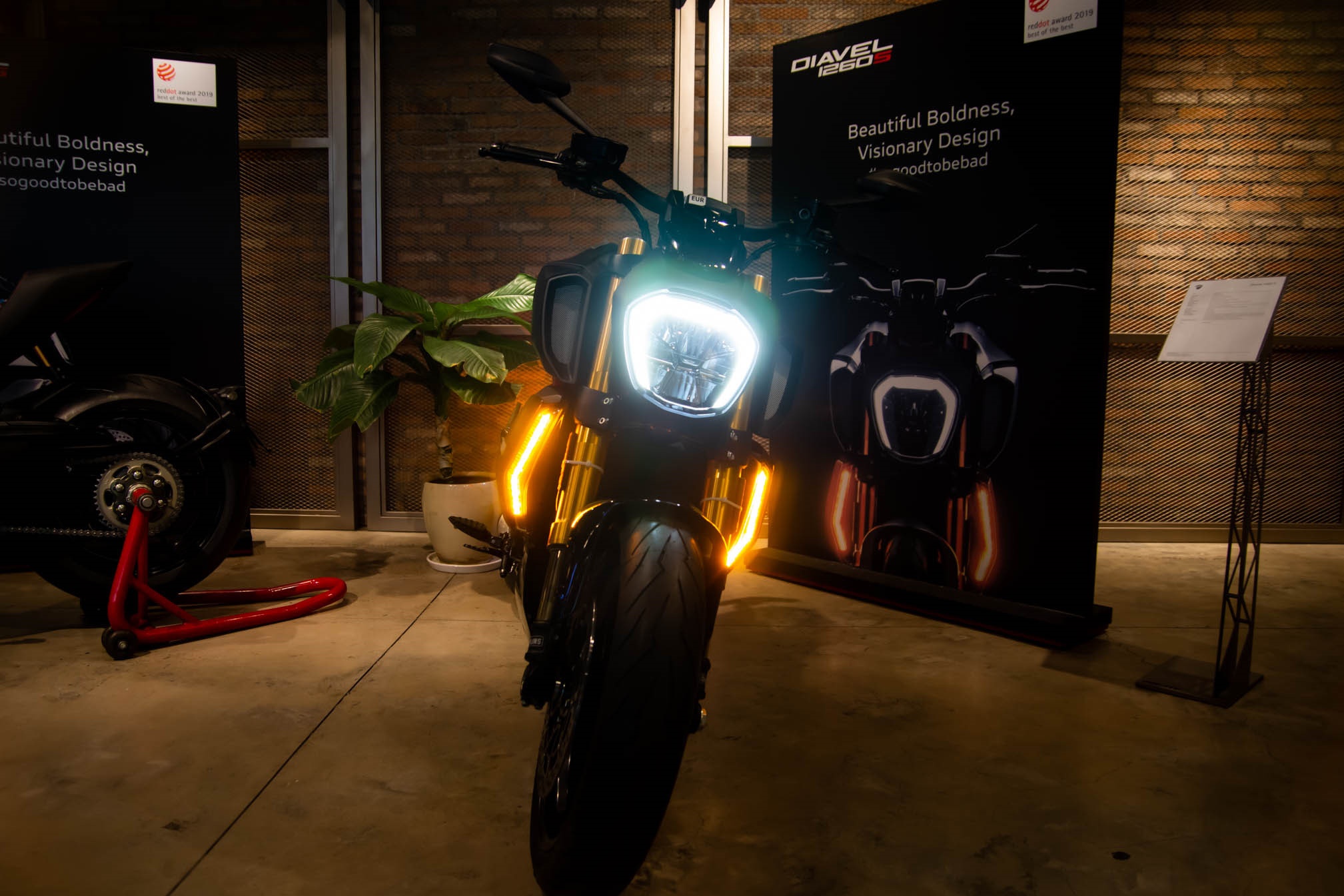 diavel 1260 và harley davidson fxdr 114 ảnh 8 diavel 1260 va harley davidson fxdr 114 anh 8