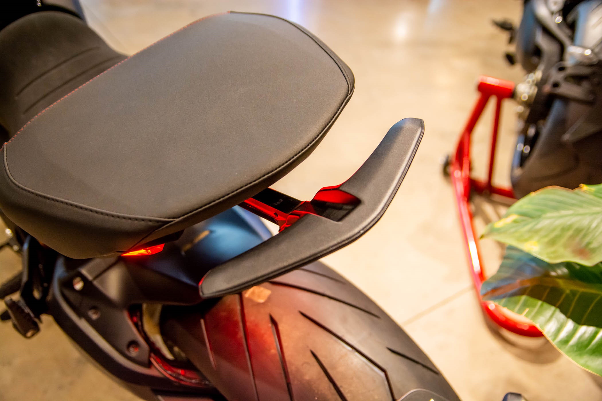 diavel 1260 và harley davidson fxdr 114 ảnh 12 diavel 1260 va harley davidson fxdr 114 anh 12