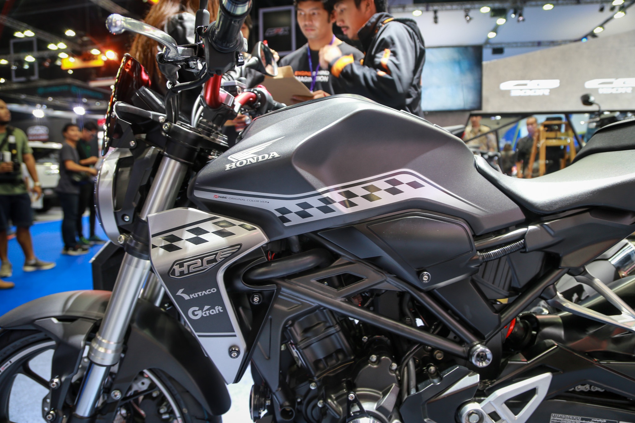 so sánh honda cb300r và yamaha mt-03 ảnh 10 so sanh honda cb300r va yamaha mt-03 anh 10