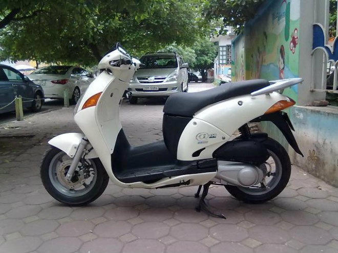 những xe tay ga hot một thời ở việt nam ảnh 2 nhung xe tay ga hot mot thoi o viet nam anh 2