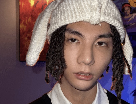 Ca si Trung Quoc lam gia bien lai chuyen tien ung ho vung lu hinh anh