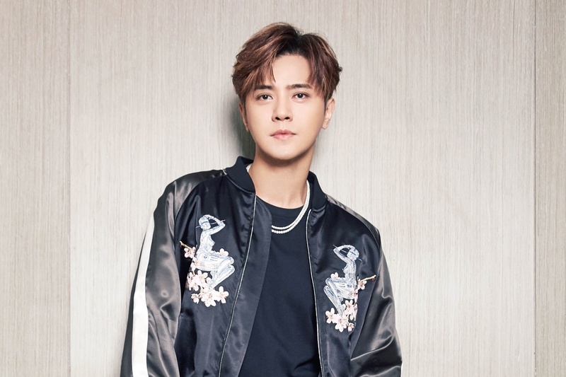 La Chi Tuong hau scandal anh 1