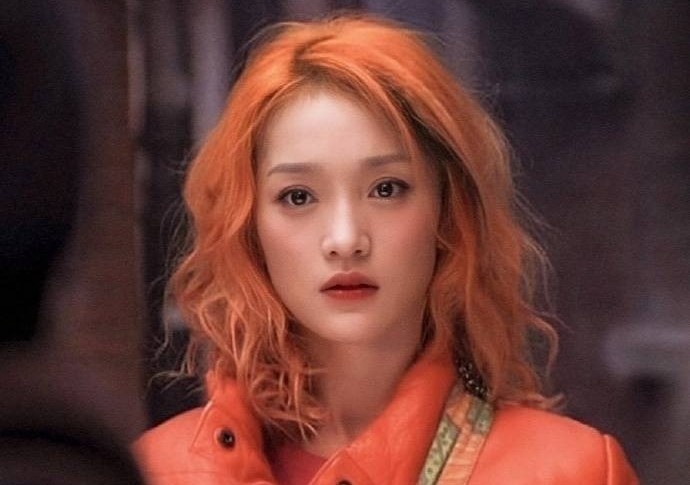 Hinh anh lan dau nhuom toc cua Chau Tan hinh anh