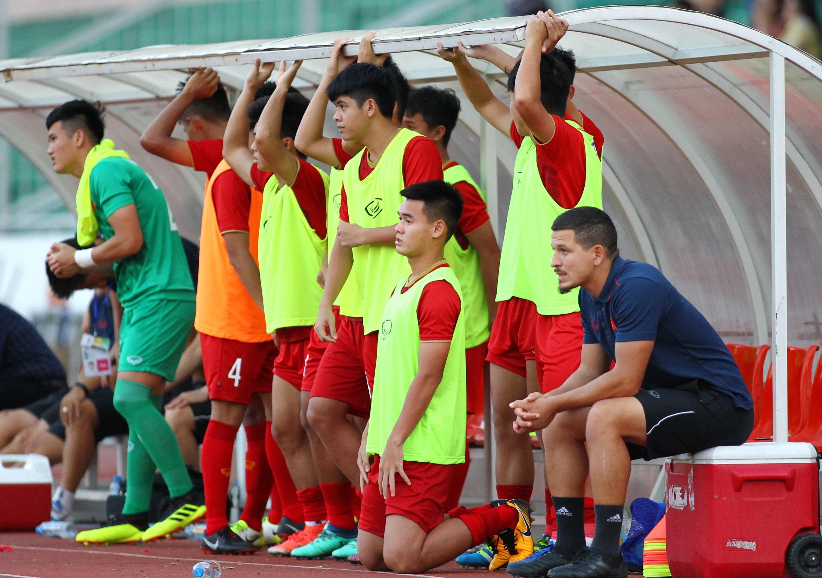 U18 Việt Nam vs Campuchia ảnh 2 U18 Viet Nam vs Campuchia anh 2