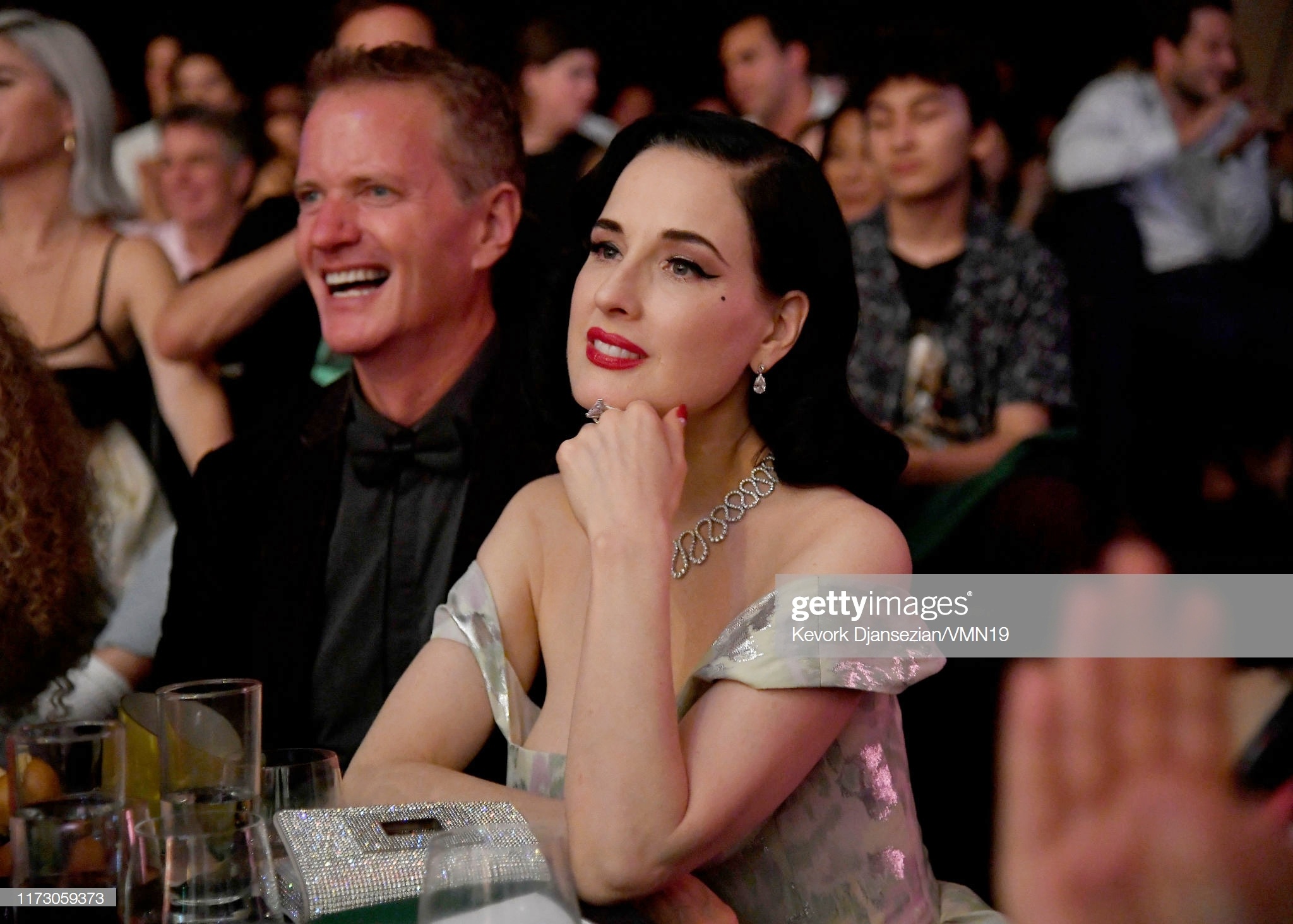 Vu nu thoat y khoe sac voc goi cam tuoi U50 hinh anh