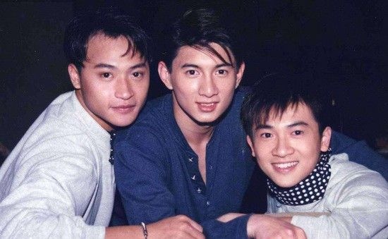 Tran Chi Bang va bi kich lam thi sinh di hat o tuoi 47 hinh anh