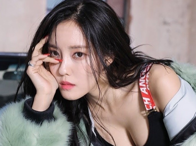 Doi thu cua SNSD con lai gi sau 2 nam trang tay vi scandal hinh anh