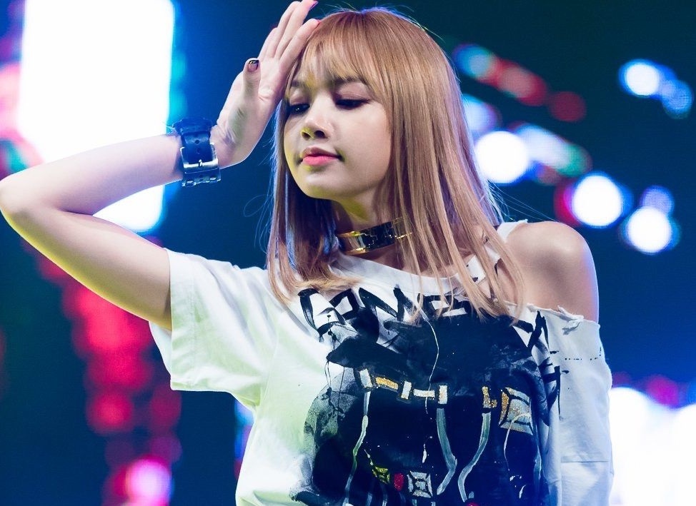 Dan than tuong Thai Lan toa sang o Kpop khac nghiet hinh anh