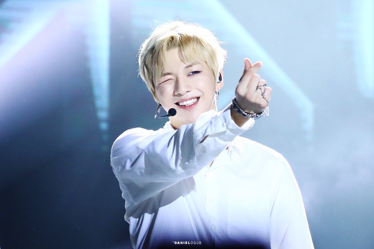 Kang Daniel anh 10