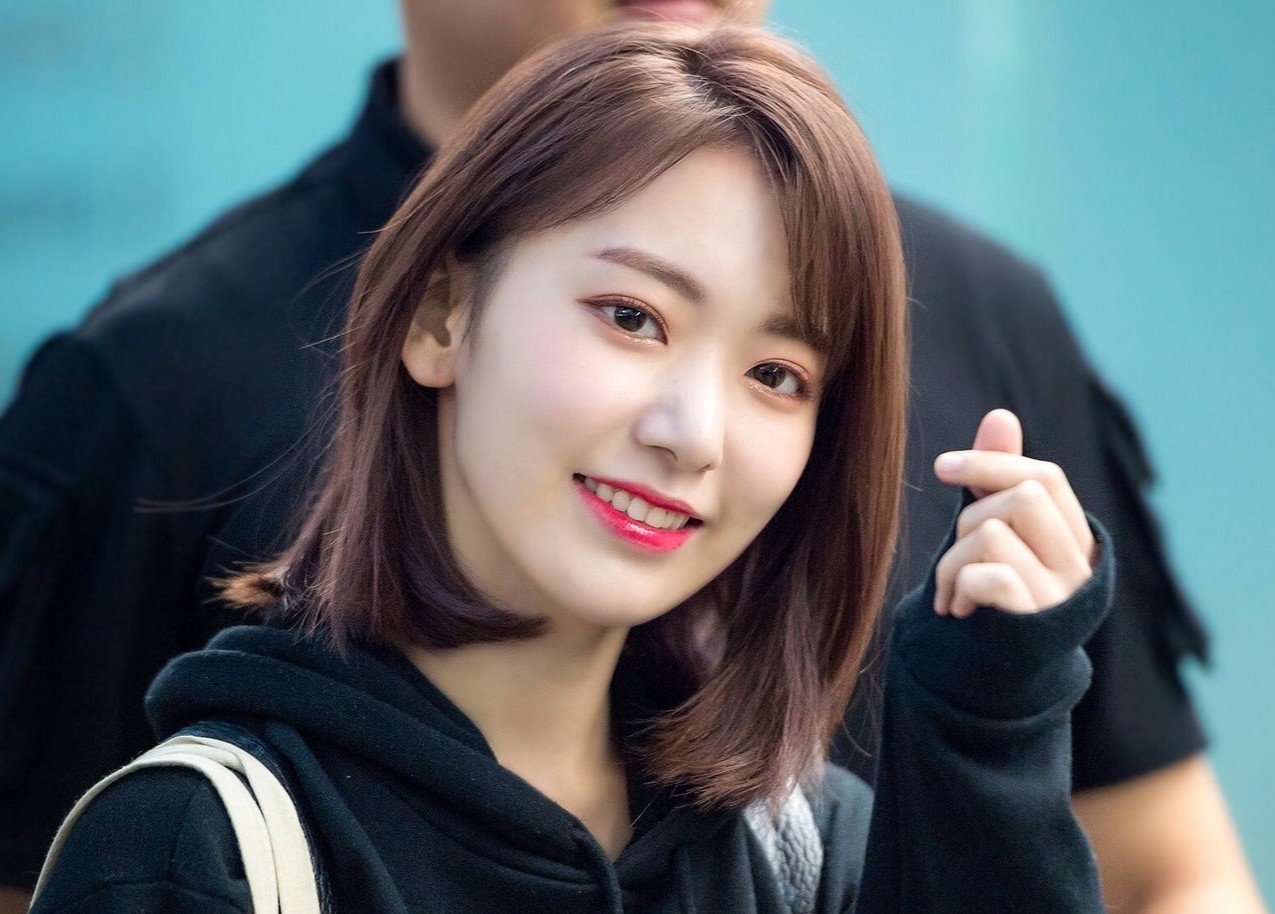 Nhan sac dan than tuong Nhat Ban o Kpop hinh anh