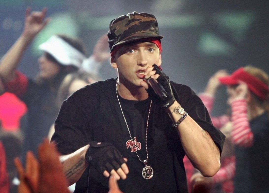 Eminem va ky luc rap 1.560 tu trong 6 phut hinh anh