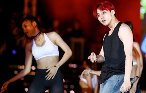 Rapper Viet nao la tuong dai trong mat Son Tung M-TP? hinh anh