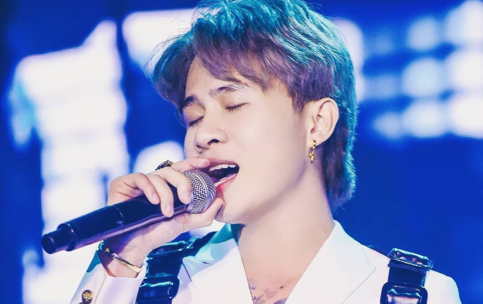 Kha nang hat live cua Jack, Amee hinh anh