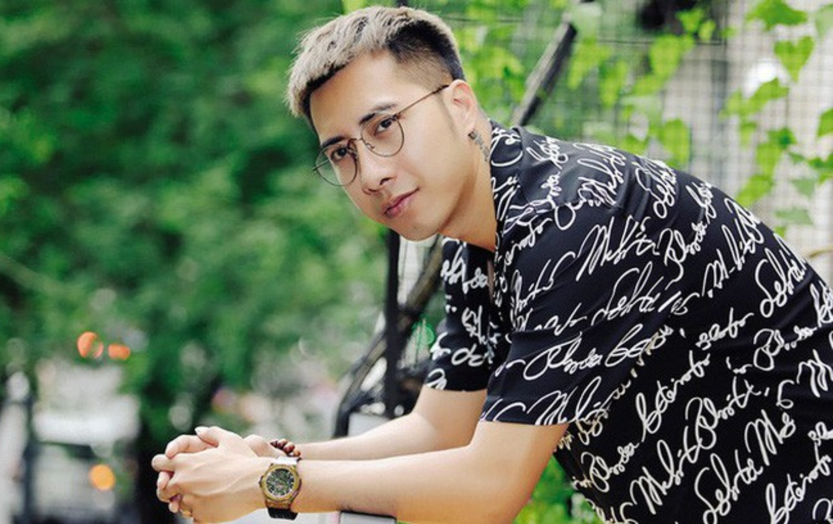 Nghề nhặt sạn bản hit của ca sĩ ảnh 2 Nghe nhat san ban hit cua ca si anh 2