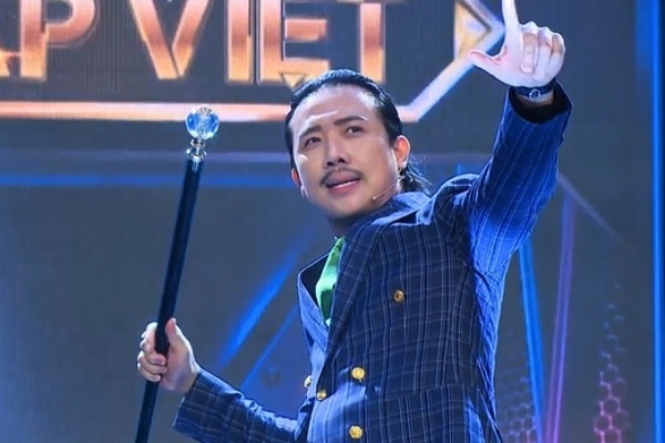 10 phut gian doan va tranh cai o Rap Viet hinh anh