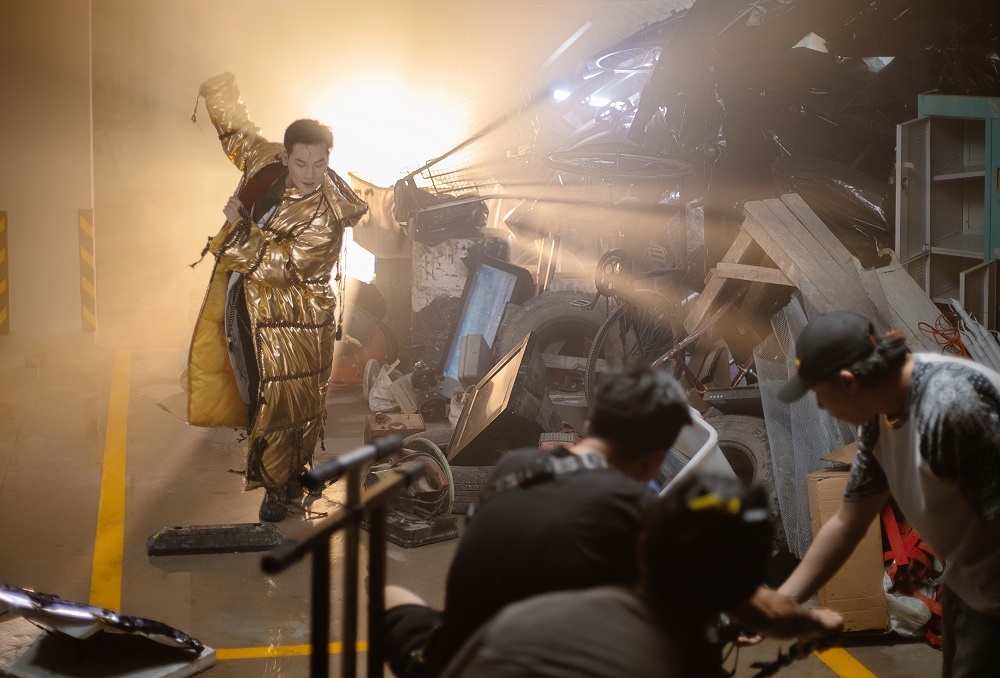 Ali Hoang Duong anh 1