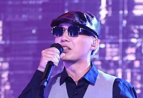 Thi sinh danh bai rapper manh nhat doi Binz la ai? hinh anh