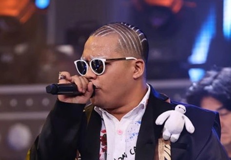 At chu bai doi Karik bi loai o Rap Viet hinh anh