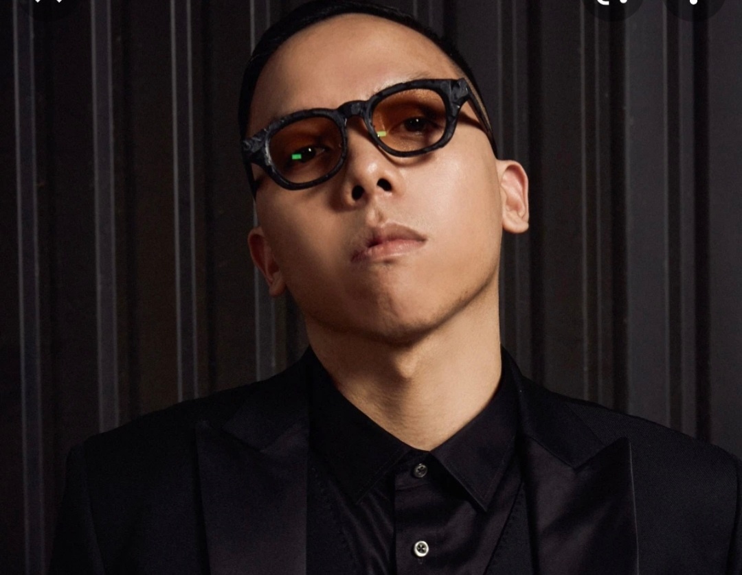 Do quai cua Hoang Touliver hinh anh