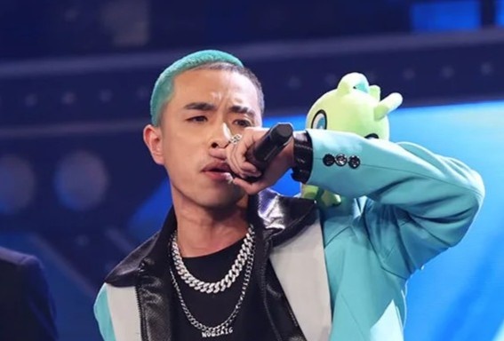 Ly do JustaTee cuu rapper doi Wowy hinh anh