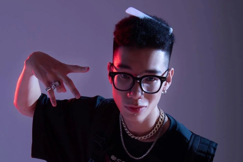 Thi sinh thanh cong sau Rap Viet hinh anh