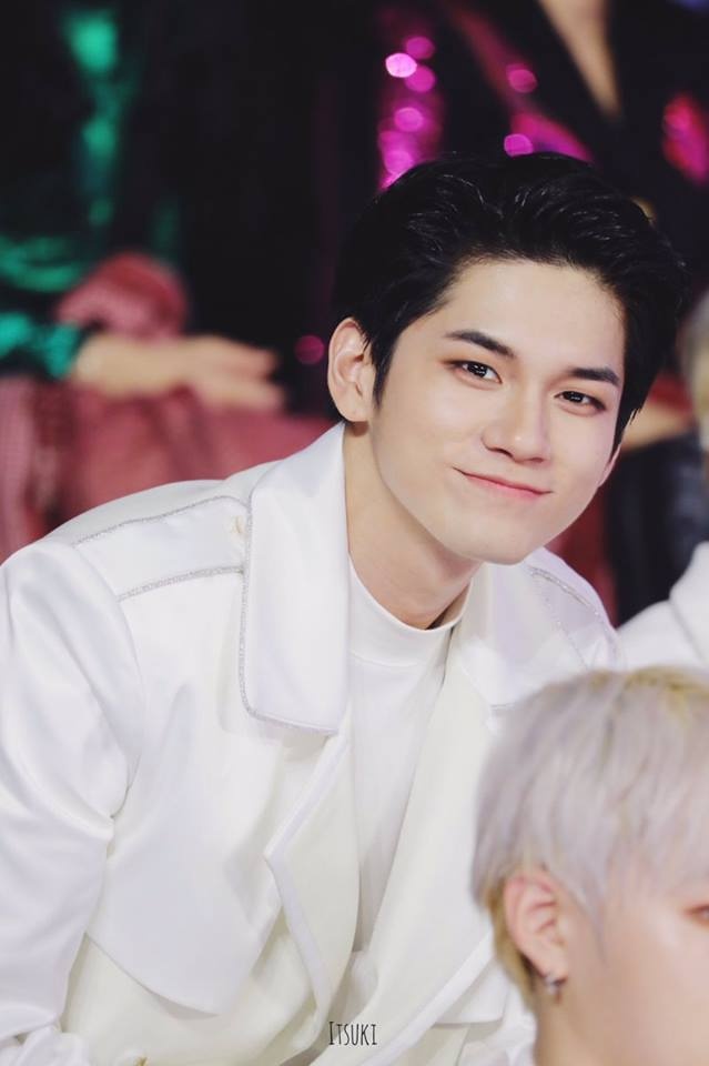 My nam WANNA ONE gay an tuong tai MGAs 2018 anh 11