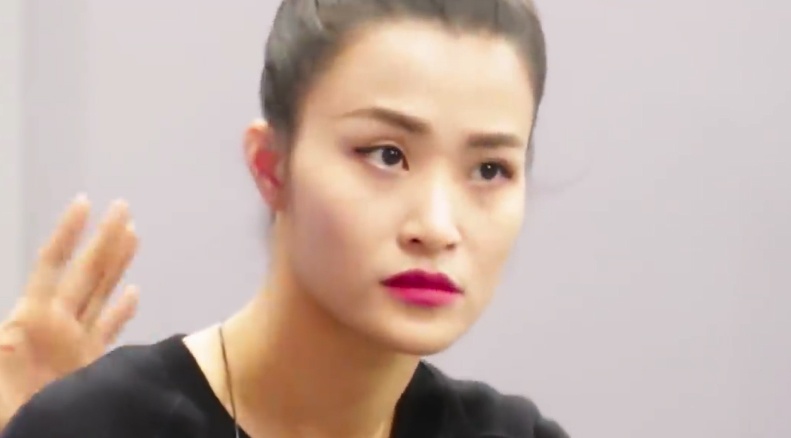 Dong Nhi xuong suc do lao luc truoc live show 10 nam ca hat hinh anh