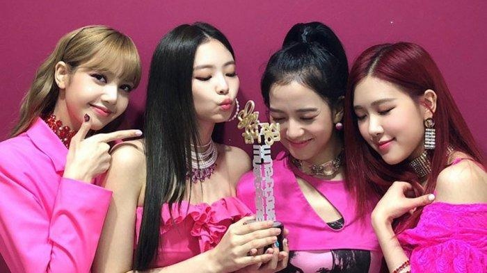 8 hoat dong am nhac an tuong nam 2018 anh 7