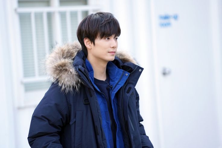 top 5 leader duoc binh chon nhieu nhat tren Naver anh 5