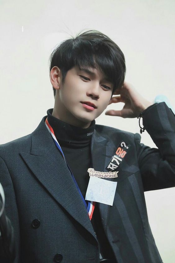 Thanh vien WANNA ONE lap trang web thong bao lich trinh ca nhan anh 4