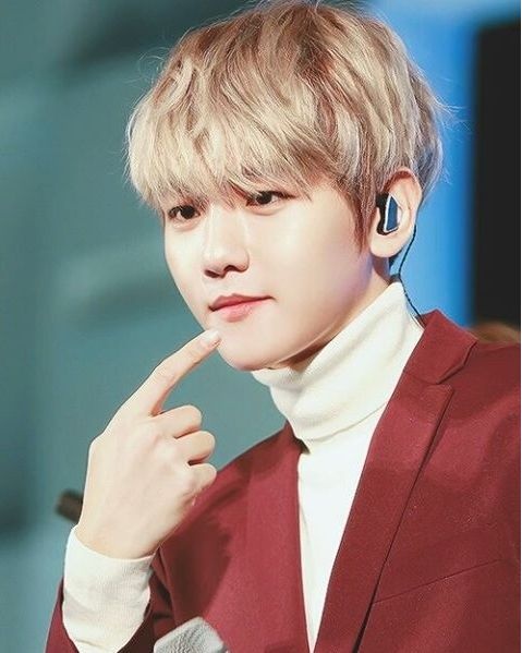 than tuong tuyen chon tren duong pho anh 7