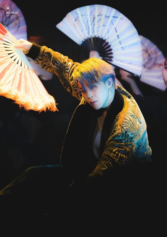 5 co may nhay co than thai nhat san khau toa sang nhat Kpop anh 2