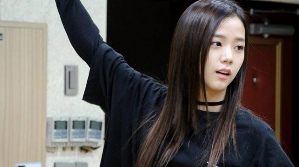 4 nu than tuong Kpop so huu guong mat moc an tuong nhat hinh anh