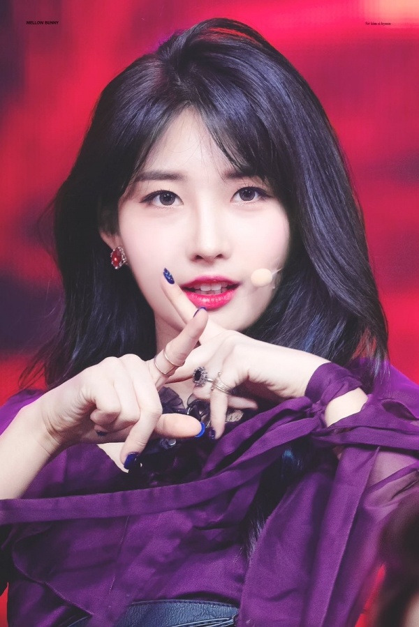 Nhan sac nhom nhac EVERGLOW anh 3