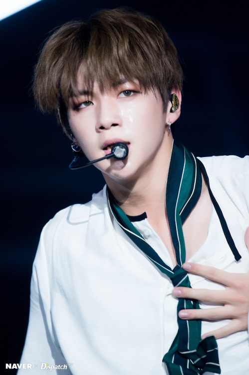 4 nam than tuong duoc cu dan mang binh chon ‘Ngoi sao trien vong 2019’ anh 1