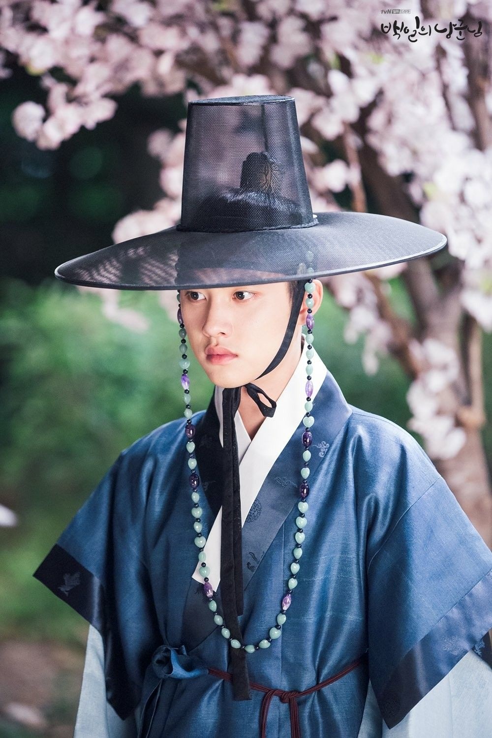 4 ca si dien xuat tot anh 7