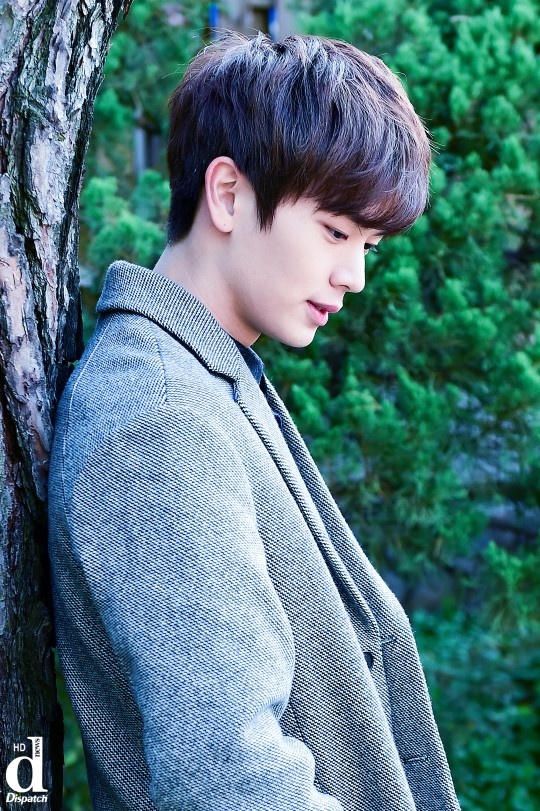 4 ca si dien xuat tot anh 10