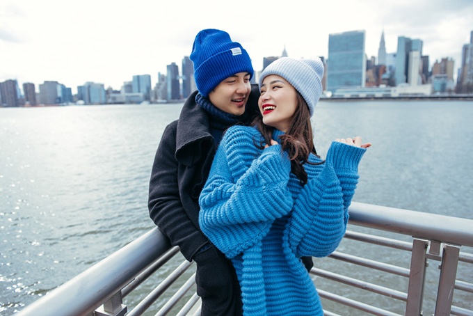 Chang duong 10 nam ben nhau cua Ong Cao Thang va Dong Nhi anh 11