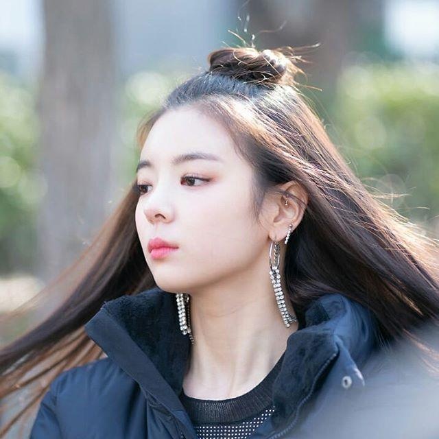 Ba thanh vien ITZY lot top 5 cung Jennie tren BXH thuong hieu ca nhan thang 3 anh 11