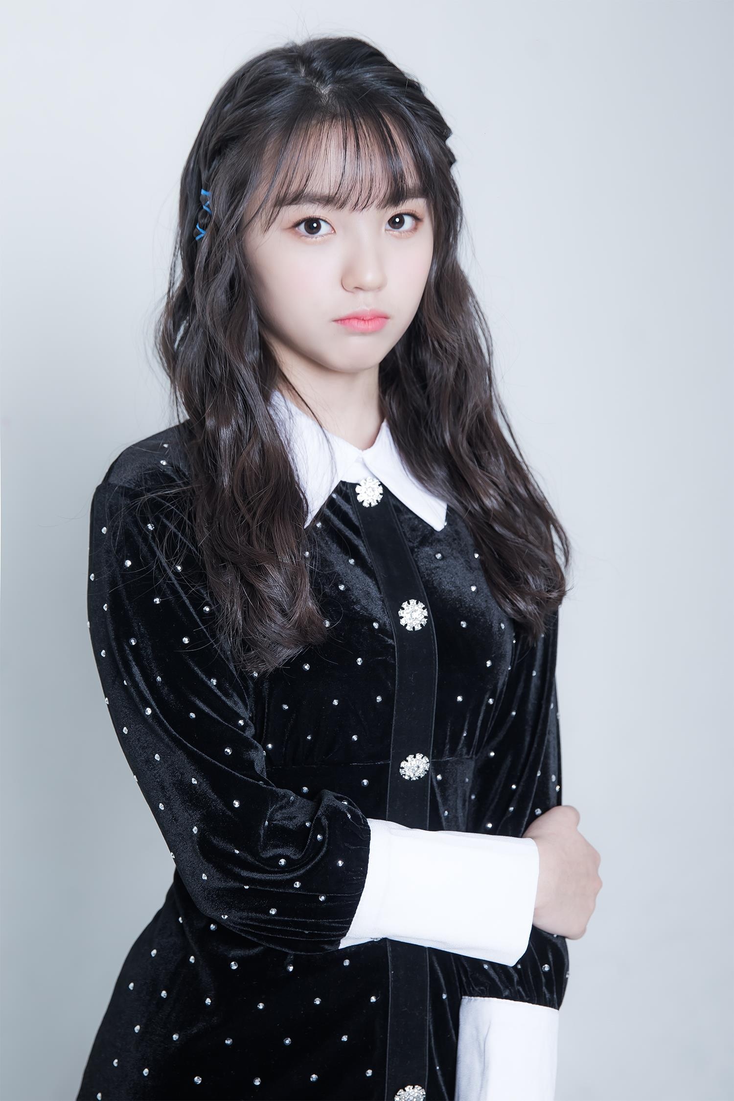 Nhan sac nu than tuong Kpop tre nhat Han Quoc hien nay. anh 4