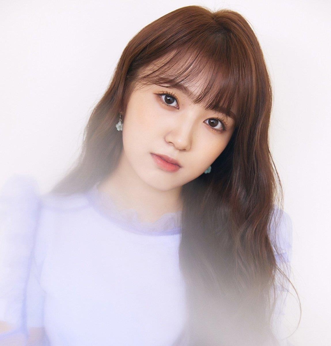 Nhung nu than sinh nam 2001 dang ky vong cua showbiz Han anh 11