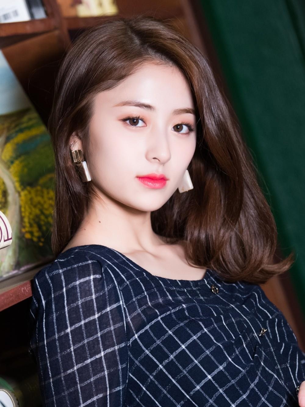 Nhung than tuong Kpop tai nang,  van that bai trong viec ra mat tai Han Quoc anh 8