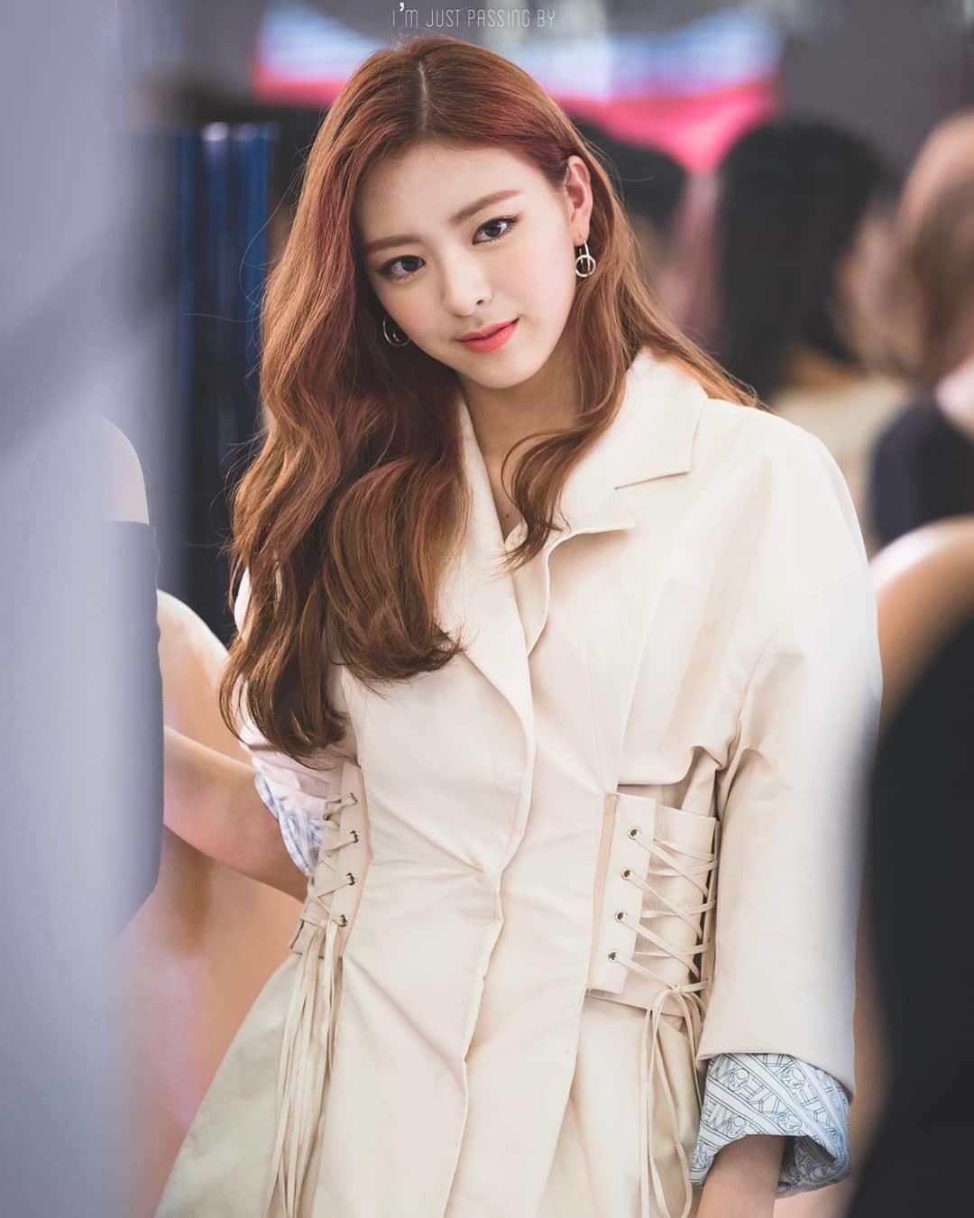 ITZY khoe ve dep hut hon tai su kien anh 3