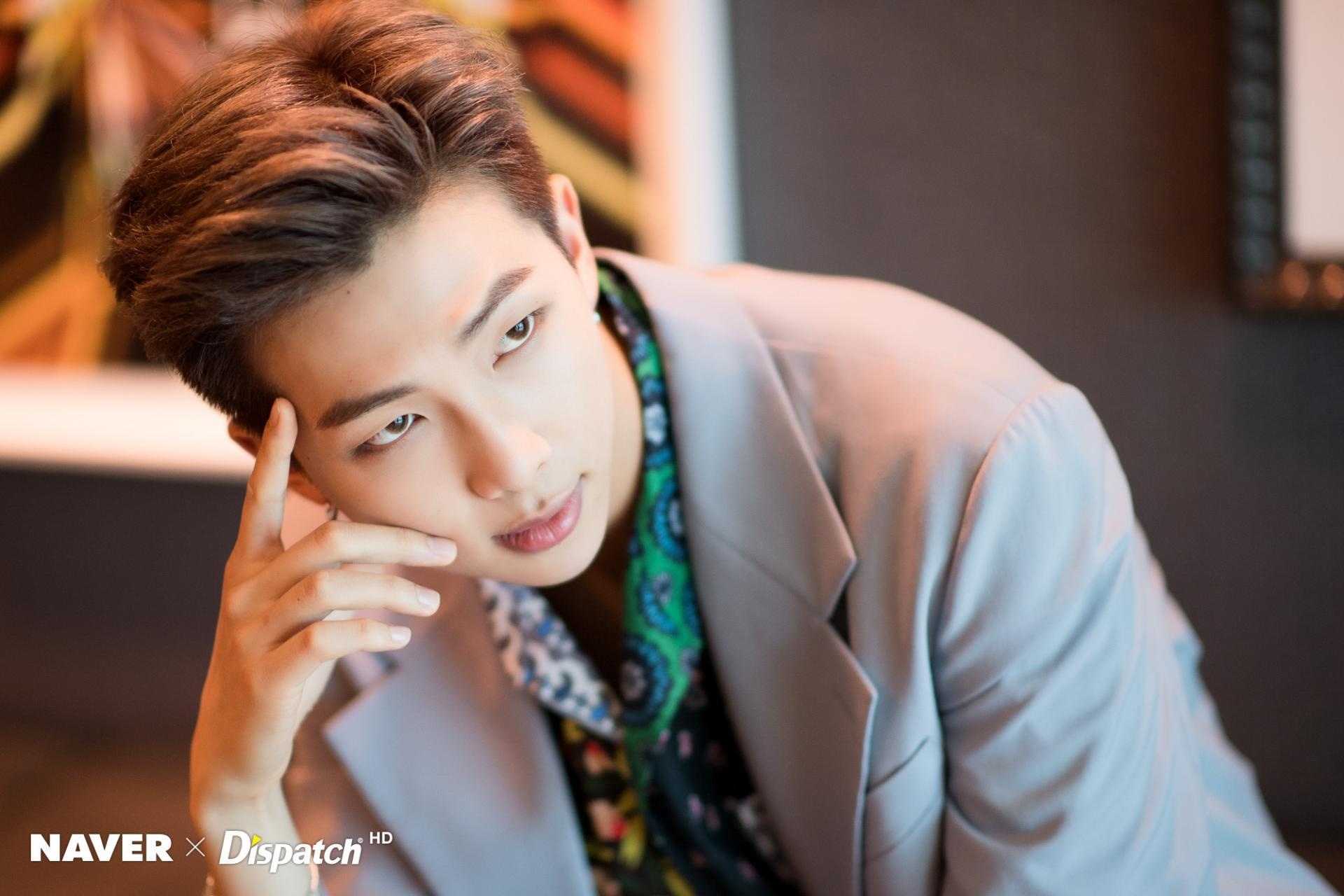 BTS chung to nhan sac noi bat trong loat anh hau truong BBMAs 2019 anh 9