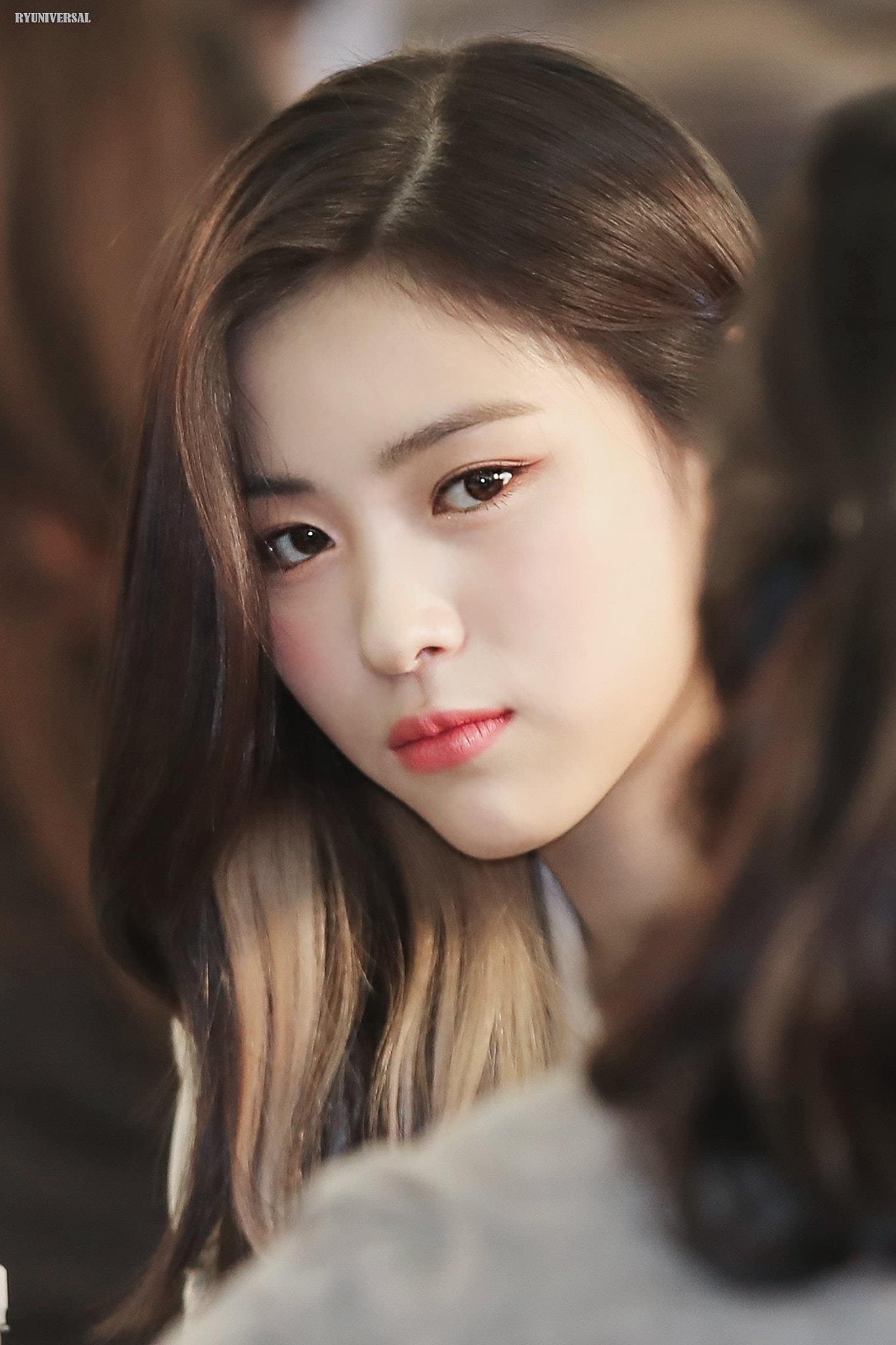 ITZY khoe ve dep hut hon tai su kien anh 9