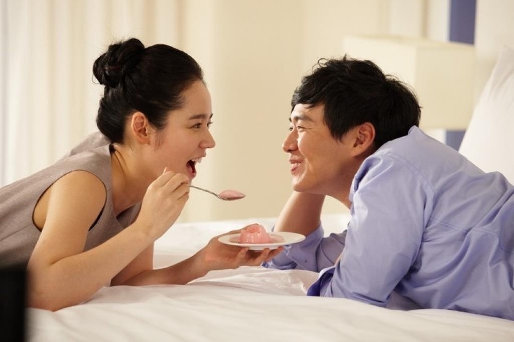 Mỹ nhân hàng đầu xứ Hàn – Han Ga In hạ sinh bé tra ảnh 1 My nhan hang dau xu Han – Han Ga In ha sinh be tra anh 1