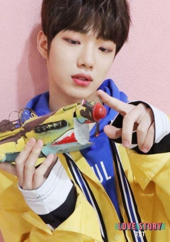 nam thần tượng quấy rối tình dục ảnh 1 nam than tuong quay roi tinh duc anh 1