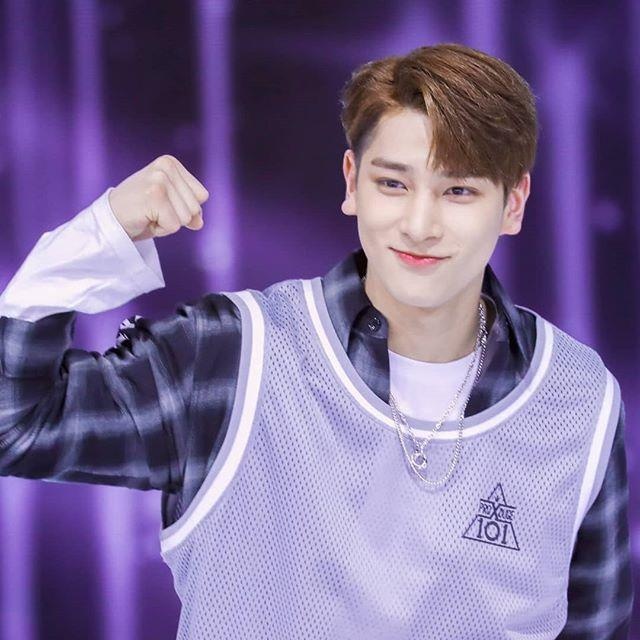 thuc tap sinh ProduceX101 duoc vi nhu Kang Daniel anh 8